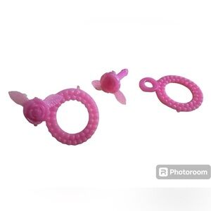 Vintage Barbie pink‎ floral hoop earrings